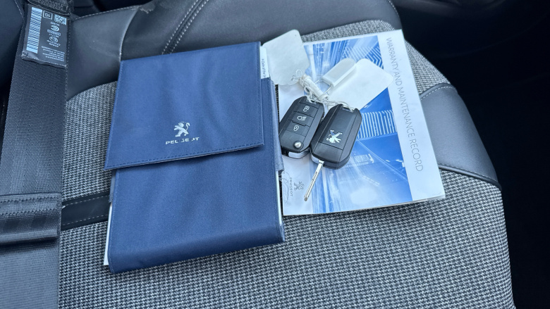 Peugeot 3008 1.2 PureTech Allure 5dr Petrol Estate